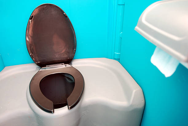 Best Porta potty delivery and setup  in Madras, OR